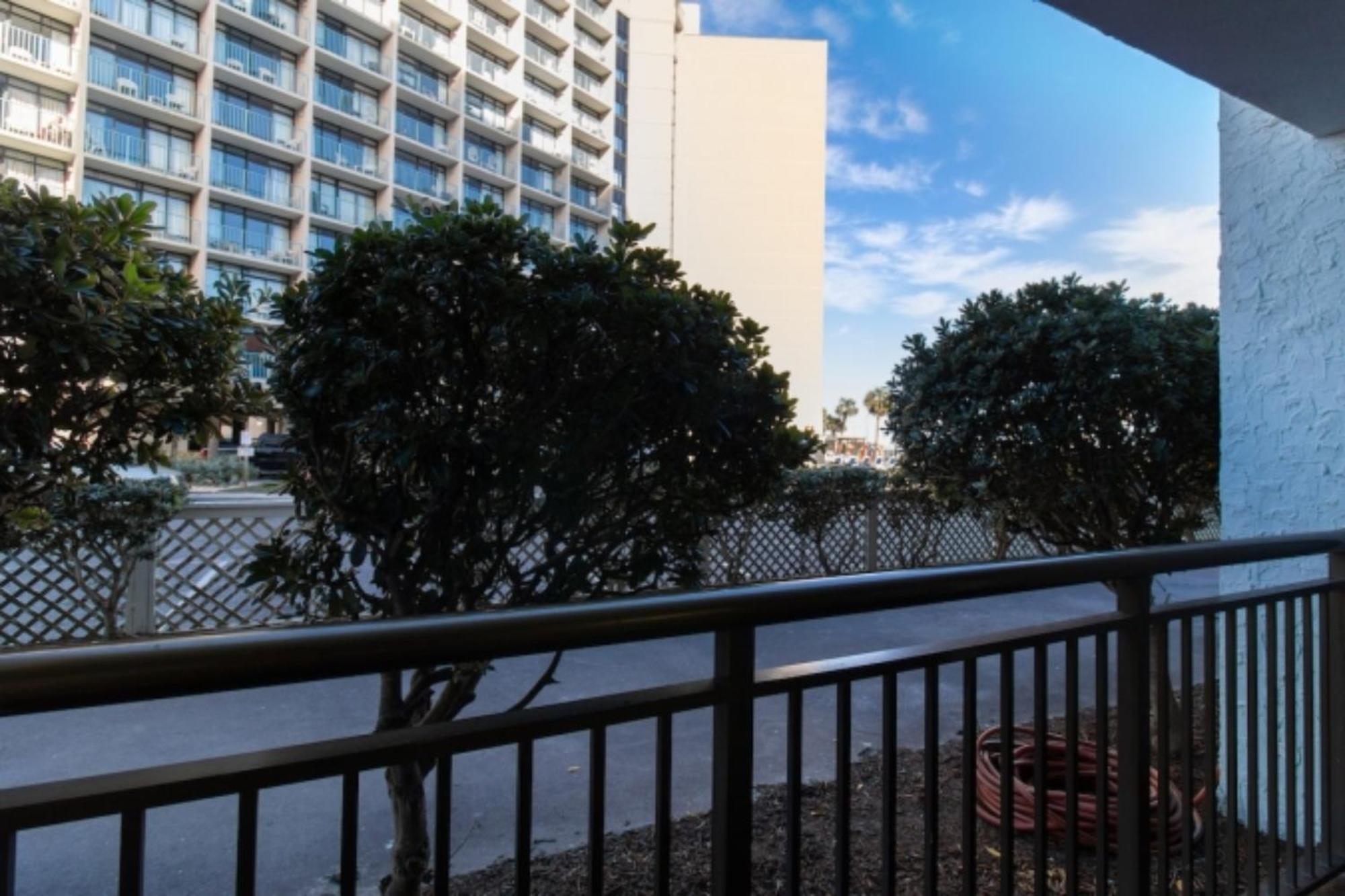 Grande Cayman Resort Myrtle Beach Exterior photo